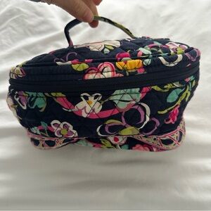 Vera Bradley Top Handle Zip Around Cosmetic Bag in RARE Ribbons Pattern